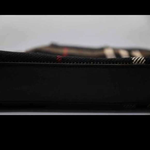 Burberry Striped Wool and Leather Trim Tote with Pouch by Burberry - Picture 5 of 8